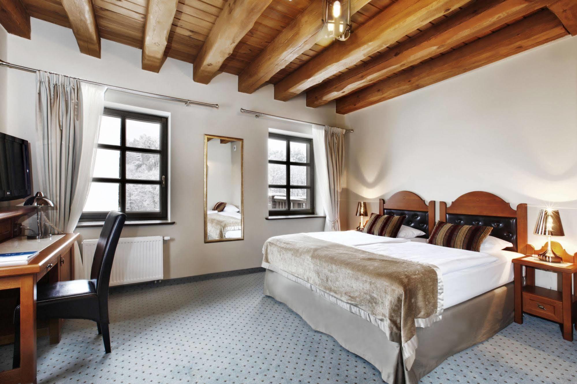 Hotel Aubrecht Country Spa Resort Przechlewo Εξωτερικό φωτογραφία