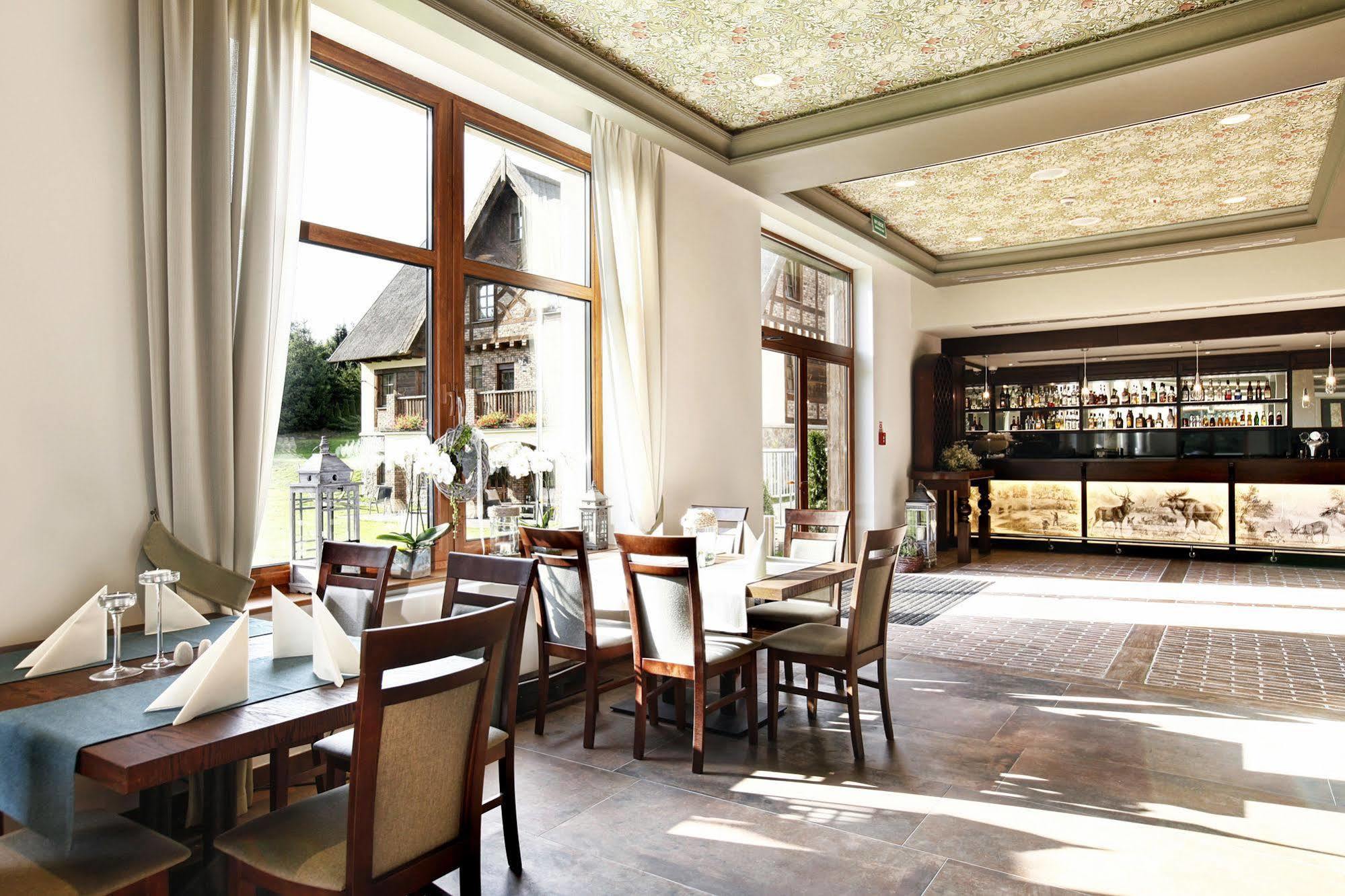 Hotel Aubrecht Country Spa Resort Przechlewo Εξωτερικό φωτογραφία
